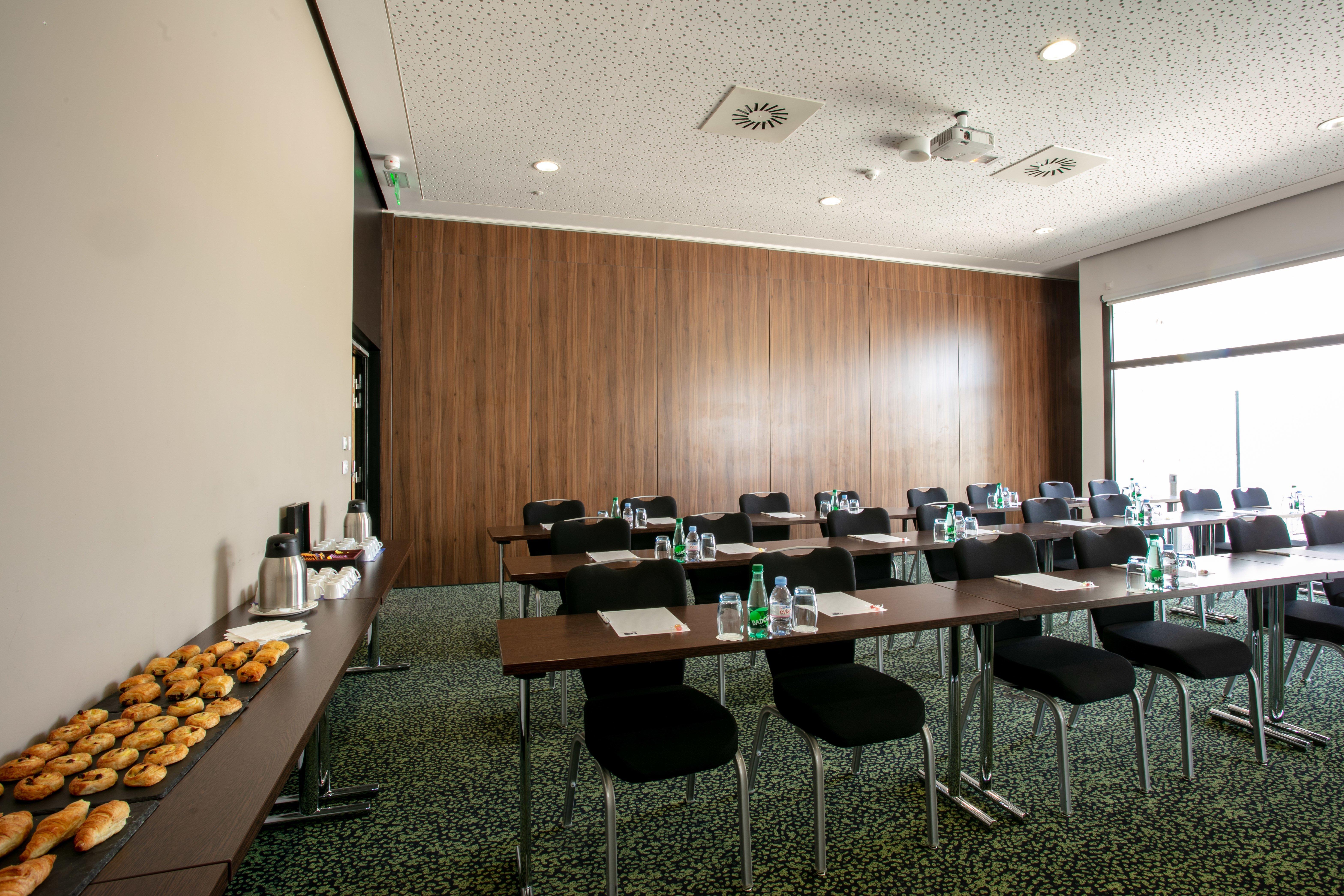 Holiday Inn Express Montpellier - Odysseum, An Ihg Hotel Zewnętrze zdjęcie